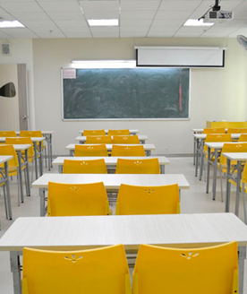 藍(lán)天外語(yǔ)學(xué)校環(huán)境5 藍(lán)天外語(yǔ)學(xué)校環(huán)境5