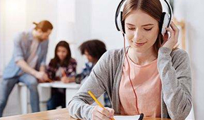 廣州啟德教育Lisa老師告訴你雅思聽力備考常見問題及解決方法