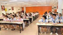 形象设计学员上课情景