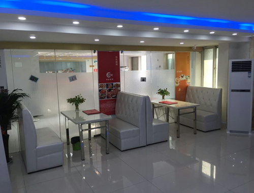 前臺(tái)會(huì)  客區(qū) 前臺(tái)會(huì)  客區(qū)