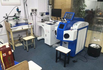 钻色珠宝学校环境2