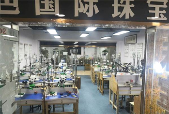 钻色珠宝学校环境3