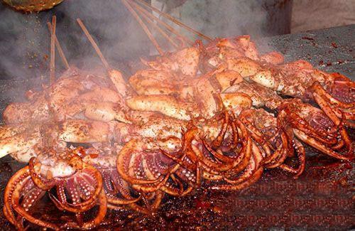 鐵板燒烤的起源故事 鐵板燒烤的起源故事