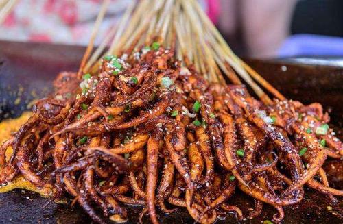 铁板鱿鱼的起源故事 铁板鱿鱼的起源故事