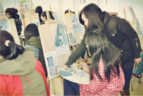 学生自主实践，老师辅助指导