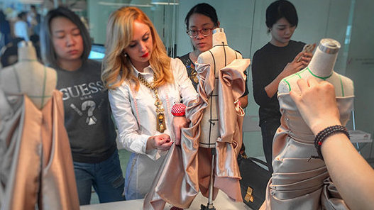 服装设计 服装设计