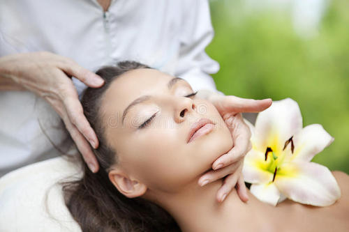 u=4113586643,2052134768&fm=26&gp=0