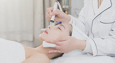 課程特點(diǎn) 課程特點(diǎn)