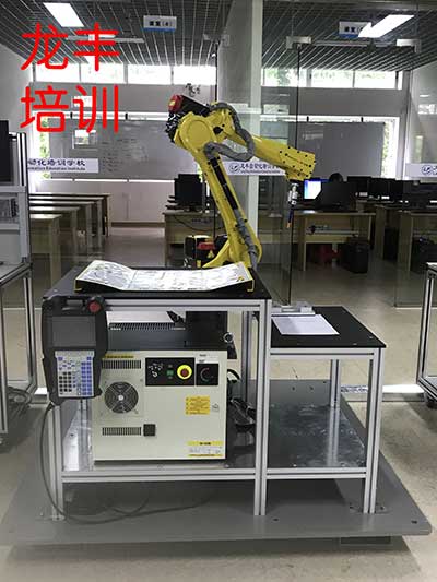工业机器人设备