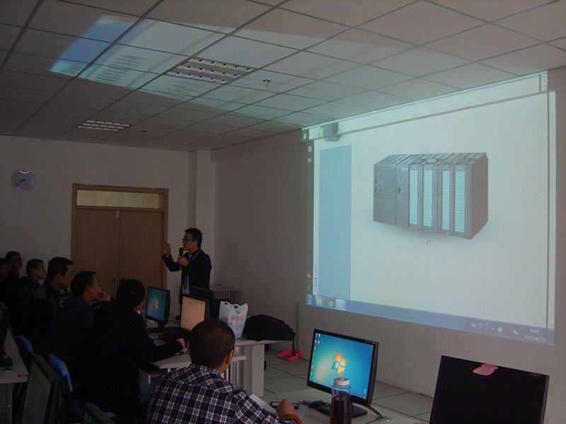 富士康企业培训现场