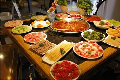 专业培养懂餐饮技术、懂经营管理综合型人才! 专业培养懂餐饮技术、懂经营管理综合型人才!