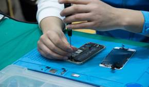 广州维修手机培训哪里好？广州爱疯手机培训中中心怎么样？