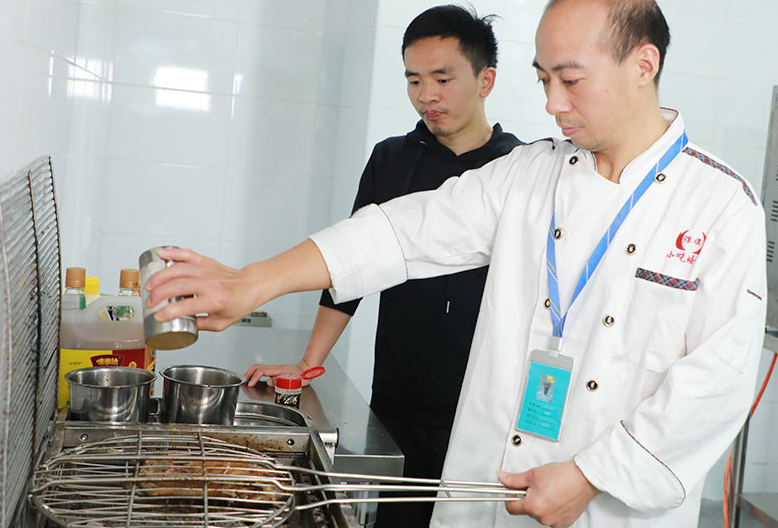 重庆烤活鱼 重庆烤活鱼