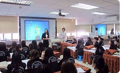 畢業(yè)前的職業(yè)規(guī)劃指導(dǎo) 畢業(yè)前的職業(yè)規(guī)劃指導(dǎo)