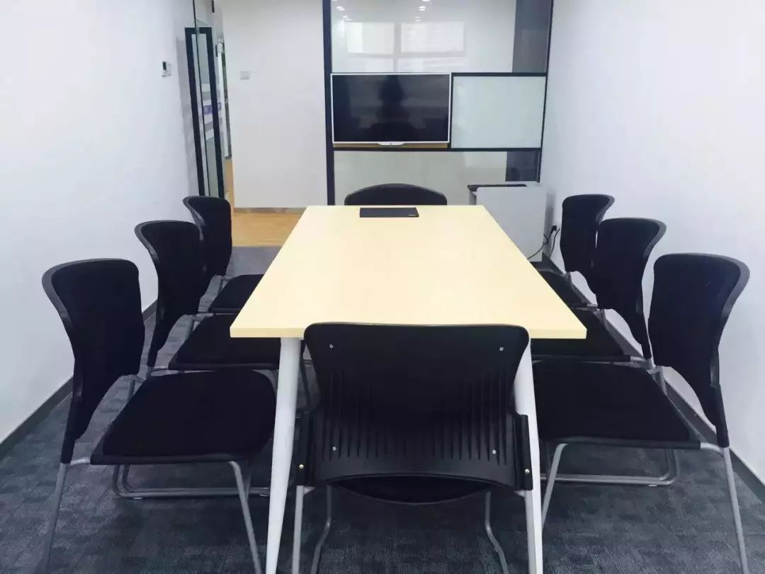 學(xué)校環(huán)境 學(xué)校環(huán)境