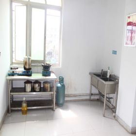 學(xué)院環(huán)境 學(xué)院環(huán)境