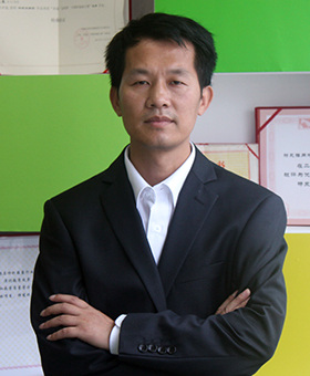 肖勇深 肖勇深