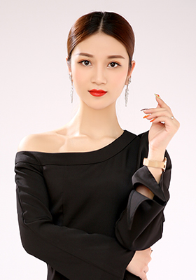 深圳时代美妆学院福永总校校长：王燕