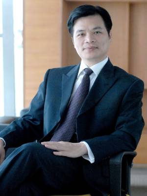 香港服装学院院长周世康 香港服装学院院长周世康