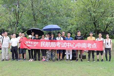 往期各班毕业照