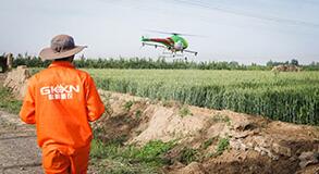 无人机植保飞手