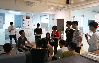 课余时间互动强