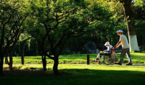 广州祥乐家政与你分享一些有用的老年护理知识