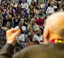 讲话具有号召力、说服力、感染力和影响力；