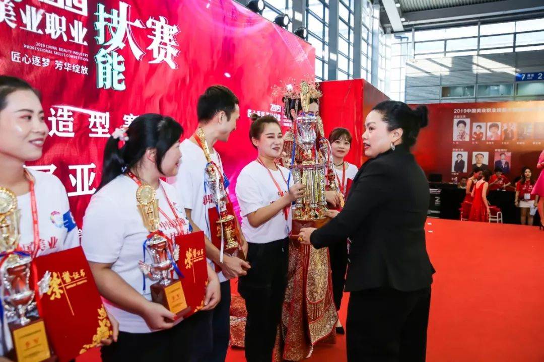 微信图片_201911231456265.jpg 微信图片_201911231456265.jpg