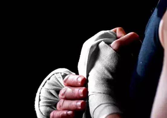 广州古德力思健身干货分享 |拳击绑带可以助力手腕承受更大力量！