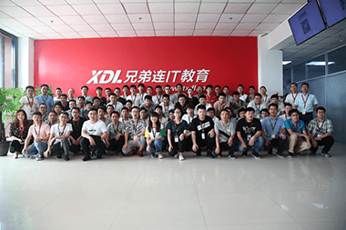 优美的学习环境    浓厚的学习氛围