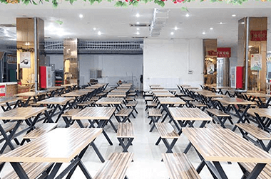 优美的学习环境    浓厚的学习氛围