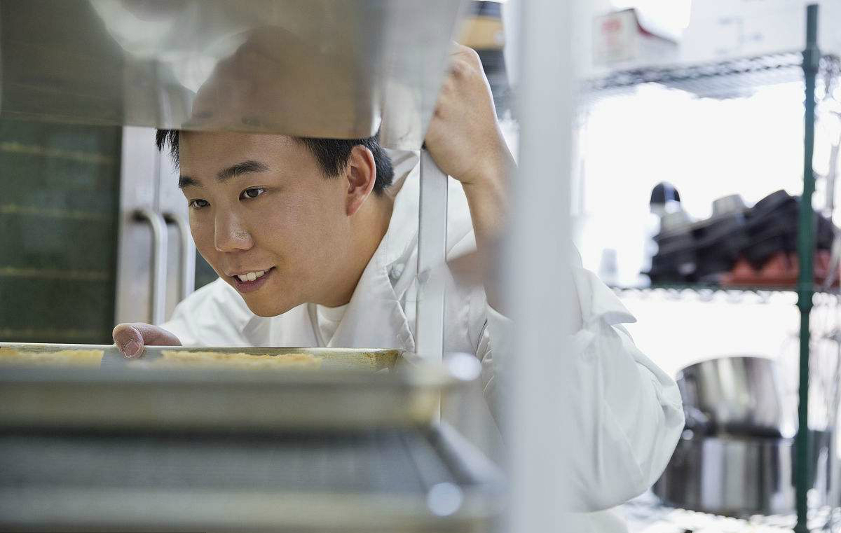 林峰(面包烘培班)