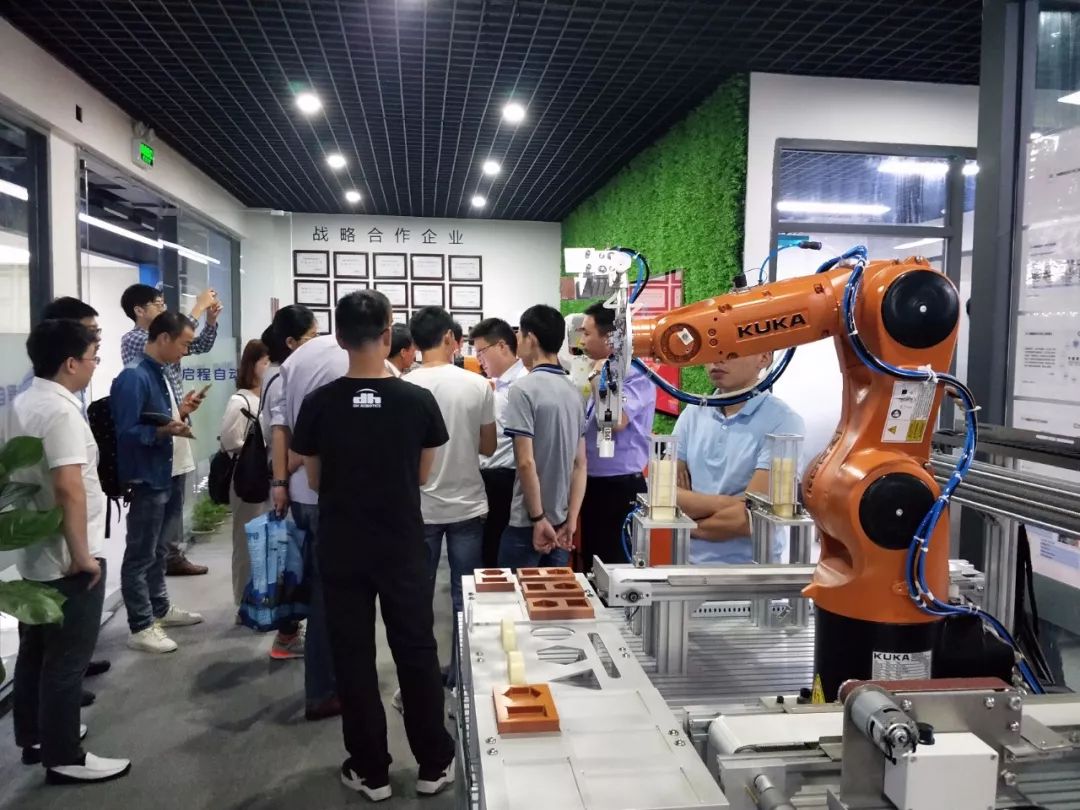 年末钜惠‖深圳启程自动化机器人培训开始报名啦!