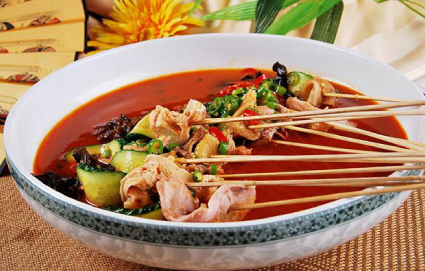 钵钵鸡的背景及特点 钵钵鸡的背景及特点