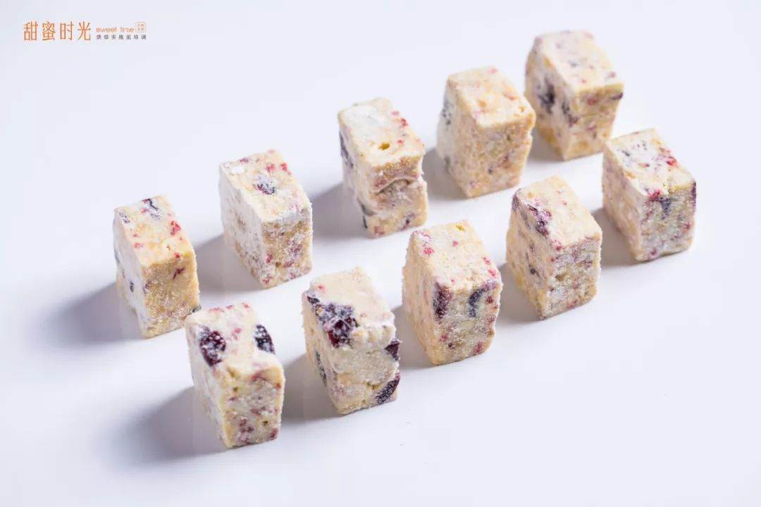 深圳甜蜜时光年货必备配方速递教你做网红零食雪花酥！