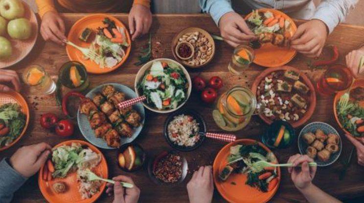 食为先小吃告诉你餐饮店到底该如何选址才赚钱！