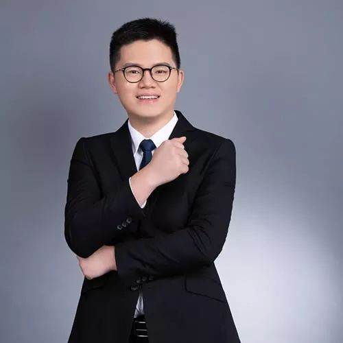 新洲际校长Bone 新洲际校长Bone