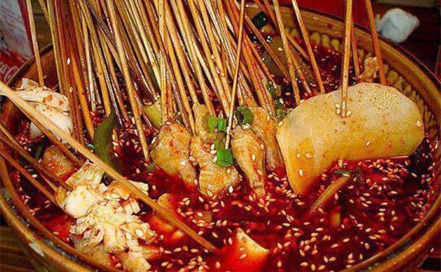 串串香的背景及特点 串串香的背景及特点