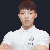杨明远 杨明远