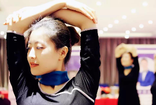 女人如钟//优雅坐姿