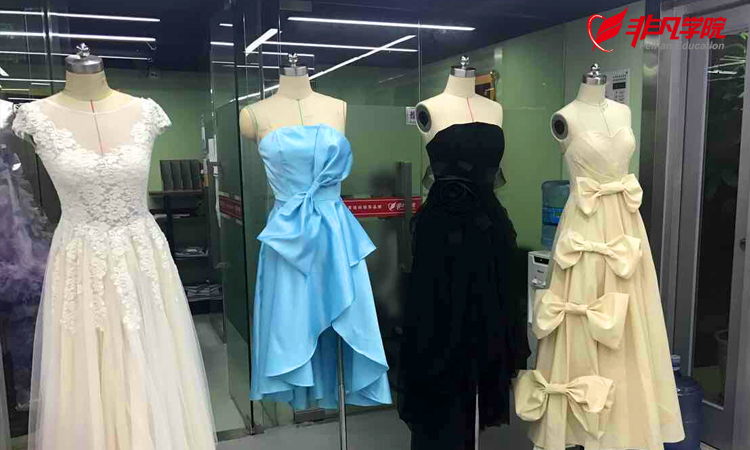 161455455241 161455455241