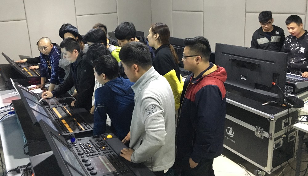 课程介绍 课程介绍