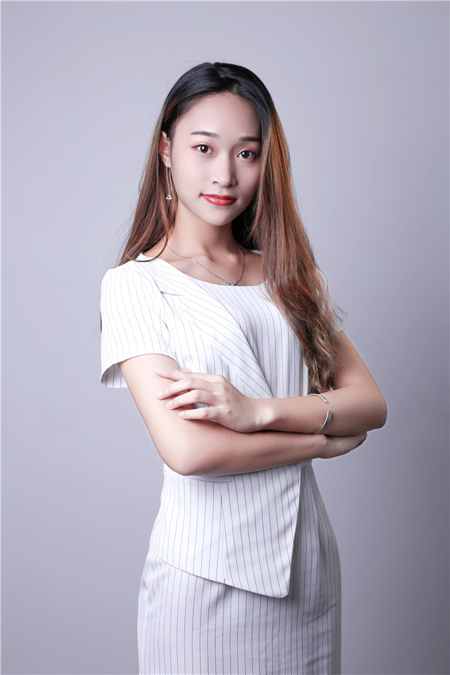 美容讲师：胡梦萍