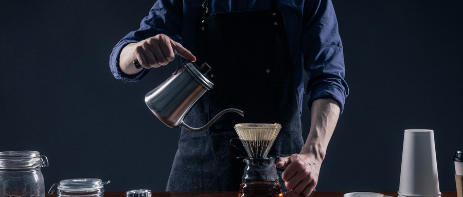 深圳妞妞西点培训学校的师资怎么样？专业吗？