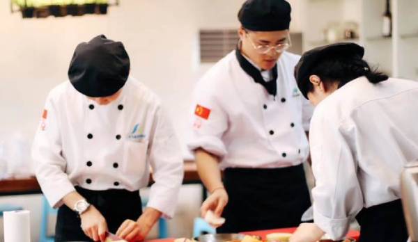 廣東中大告訴你疫情后的黃金職業(yè)“健康管理師”！