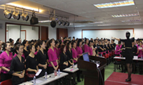深圳非凡美容美发化妆培训学校 深圳非凡美容美发化妆培训学校