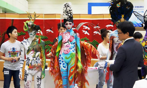 学员赴韩国参加造型大赛 学员赴韩国参加造型大赛