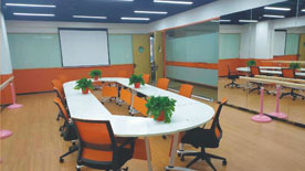 學(xué)校環(huán)境 學(xué)校環(huán)境