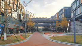 學(xué)校環(huán)境 學(xué)校環(huán)境